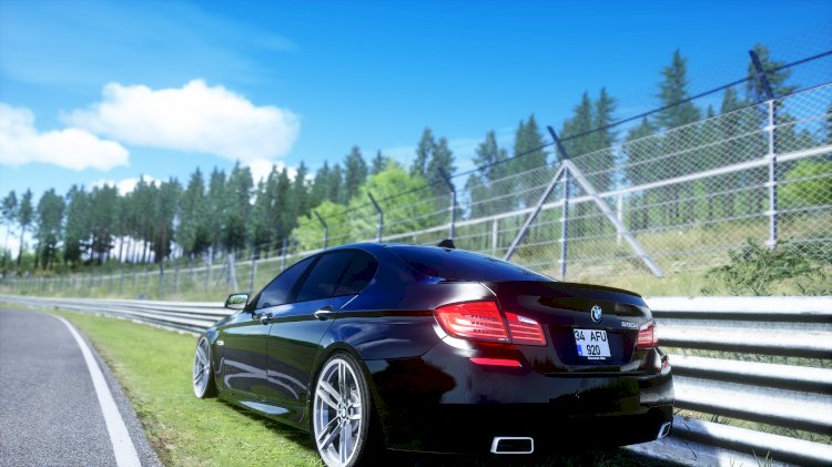 AssettoTR BMW 5 Series F10 M-Sport