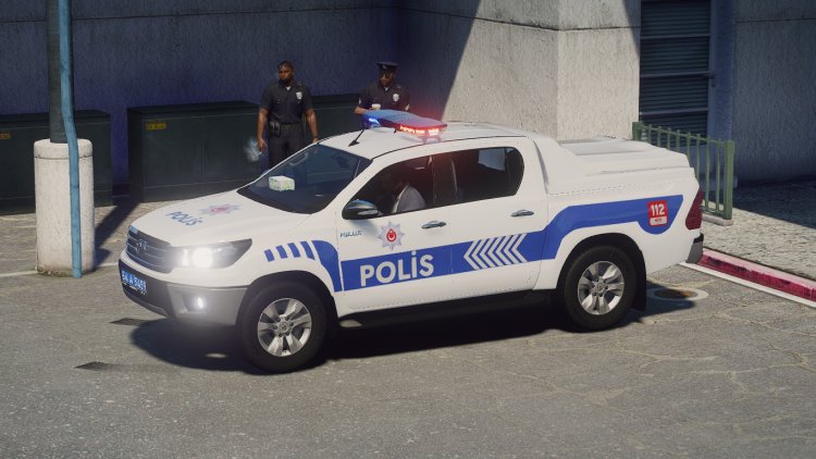Toyota Hilux 2016 Polis Pack [ELS]