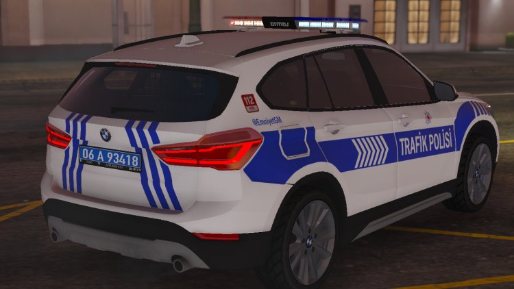 BMW X1 Trafik Polisi [KAPLAMA]
