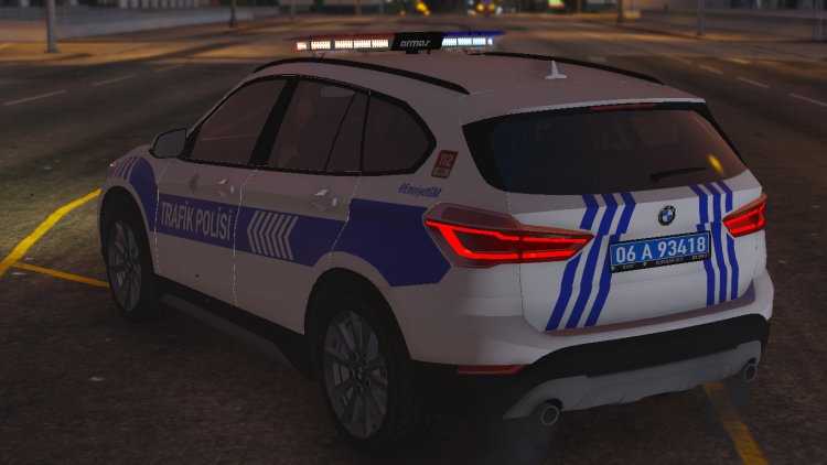 BMW X1 Trafik Polisi [KAPLAMA]
