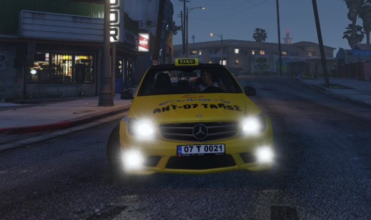 Mercedes c63 Antalya Taksi